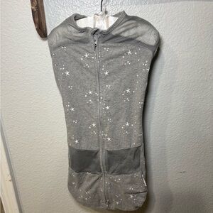 Happiest Baby SNOO Sack, Medium (12-18 lbs), Graphite Stars